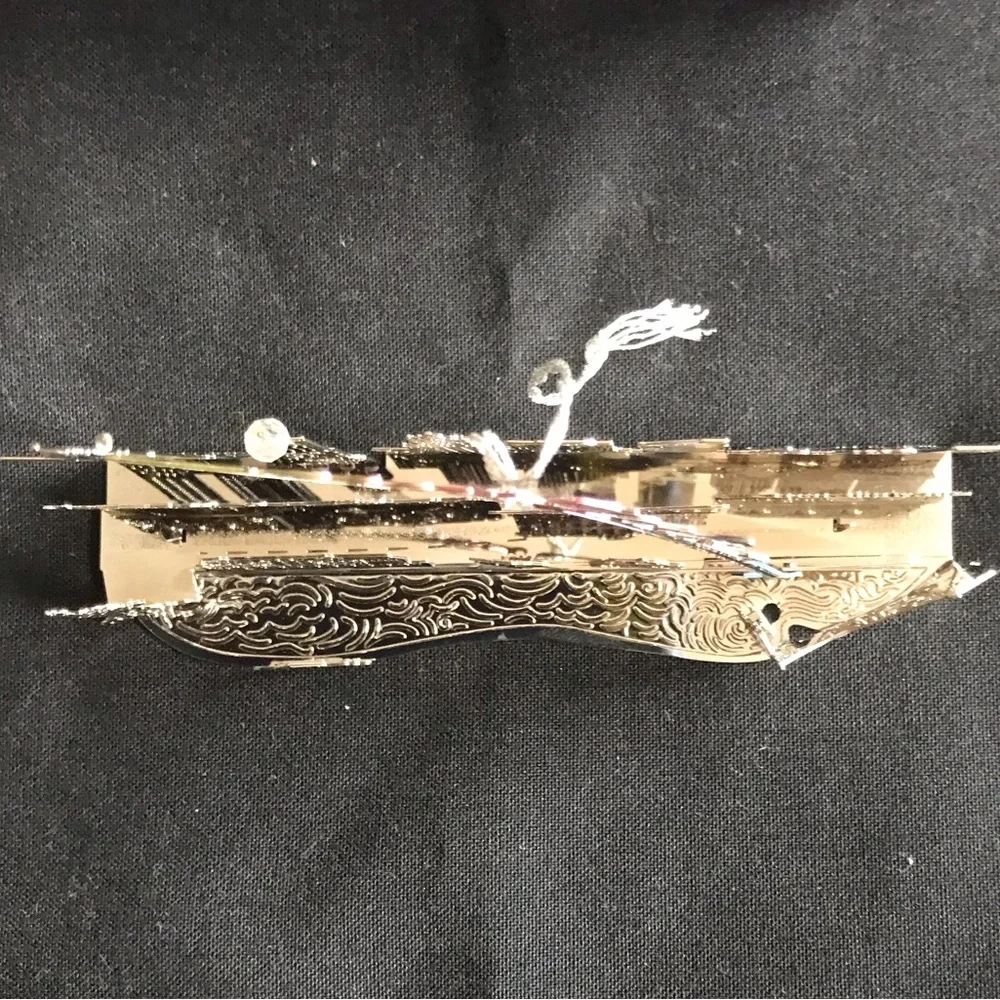 Too Hands -  Stainless Steel New York Skyline Ornament Decor
